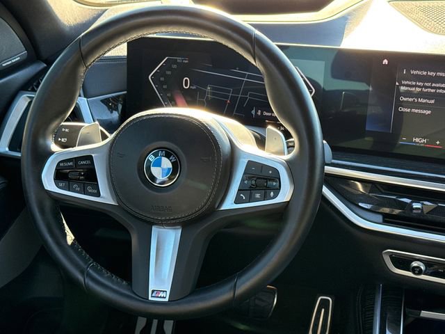 Used 2023 BMW X7 xDrive40i w/ M Sport Package image 15