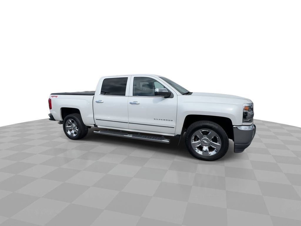Used 2018 Chevrolet Silverado 1500 LTZ w/ Sport Package AWD/4WD image 9