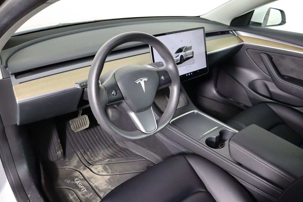 Used 2023 Tesla Model 3 Standard Range RWD image 13