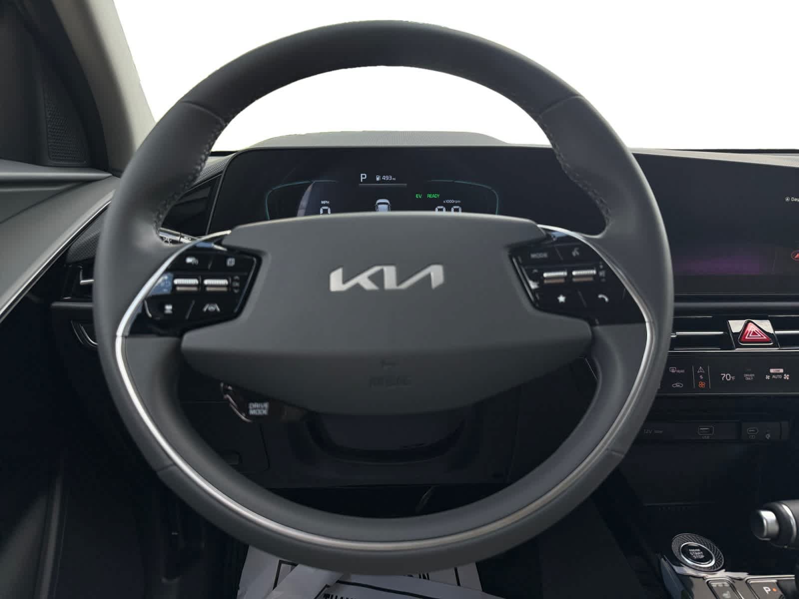 New 2026 Kia Niro EX FWD image 13