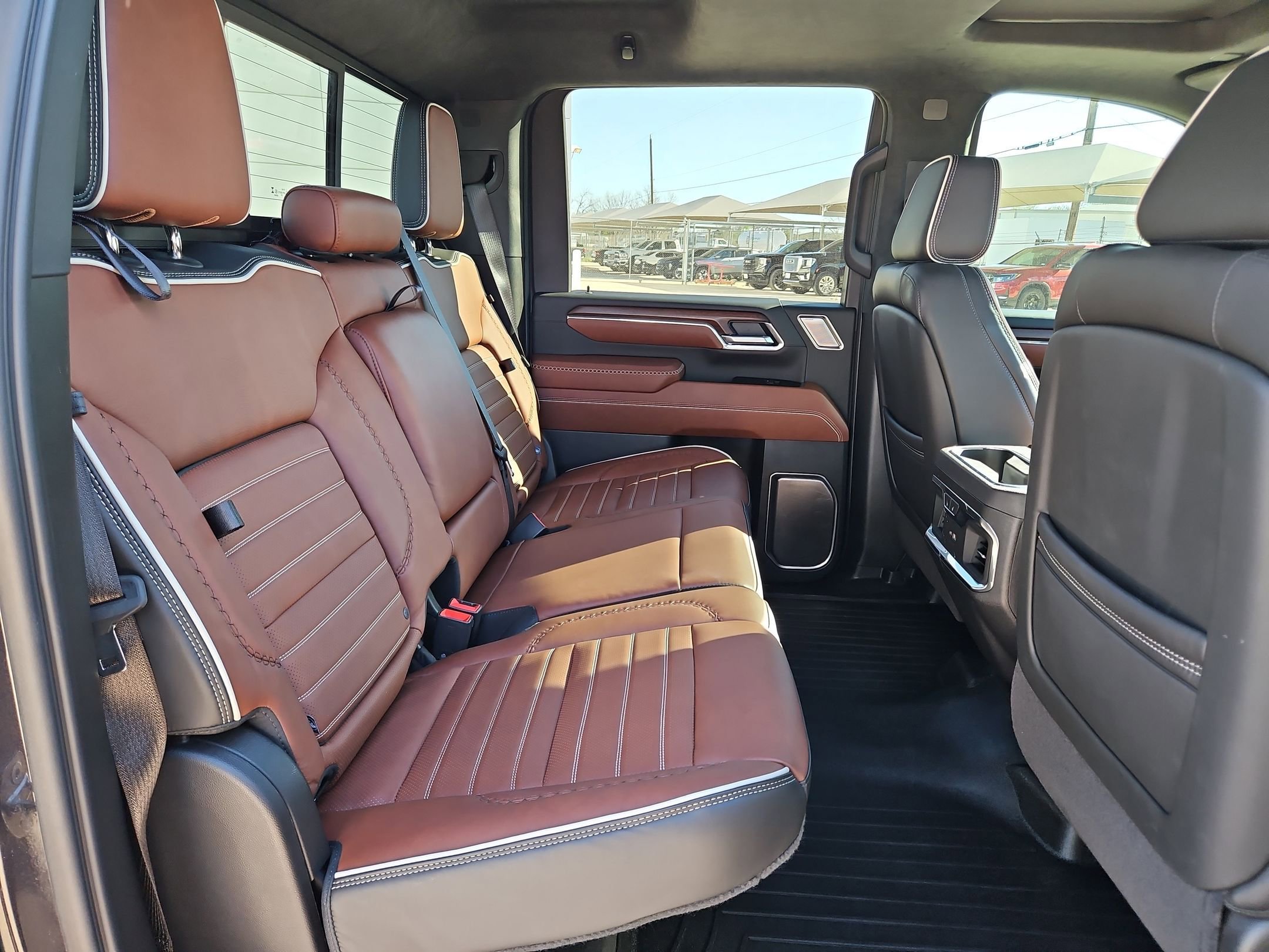 Certified 2024 GMC Sierra 2500 Denali Ultimate image 29