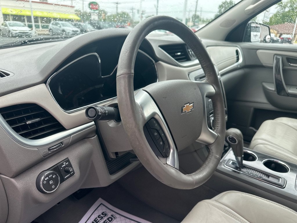 Used 2016 Chevrolet Traverse LTZ FWD image 29
