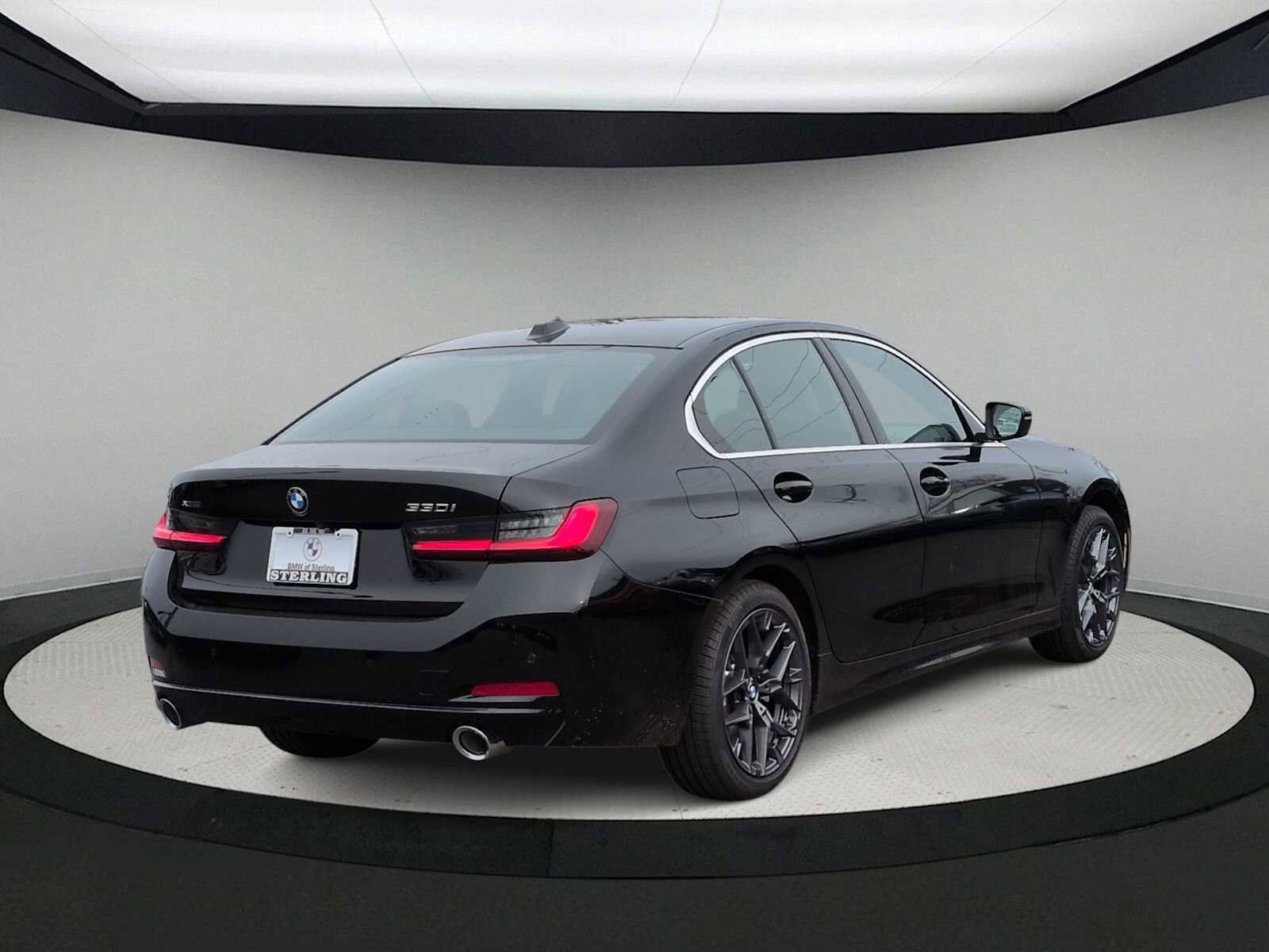 Used 2026 BMW 330i xDrive Sedan w/ Convenience Package image 8