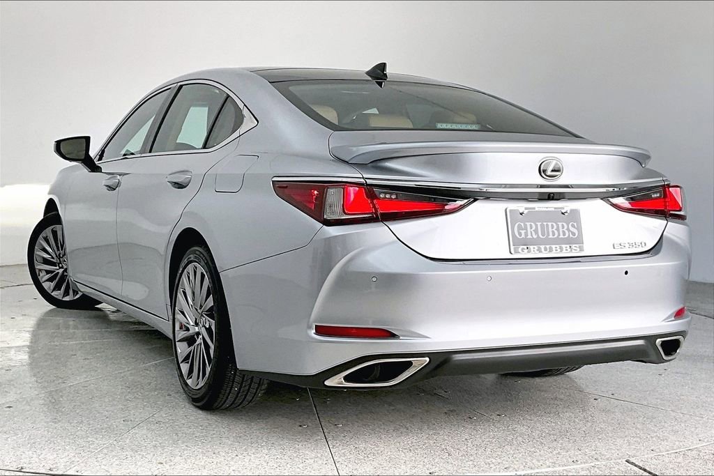 Used 2024 Lexus ES 350 Ultra Luxury image 16