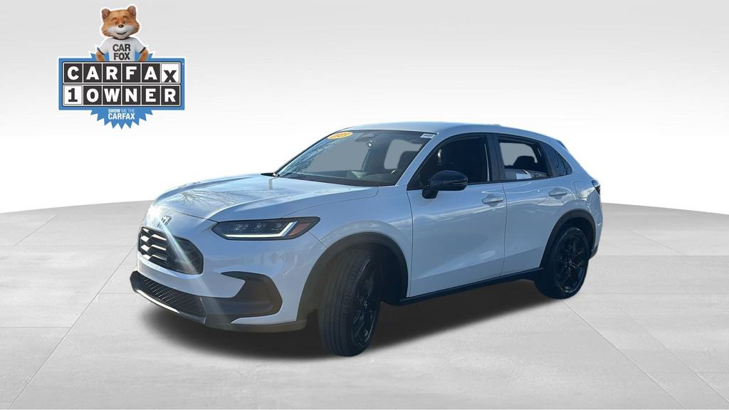 Used 2023 Honda HR-V Sport image 3