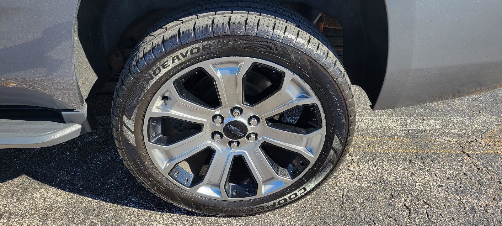 Used 2018 Chevrolet Tahoe LS image 16