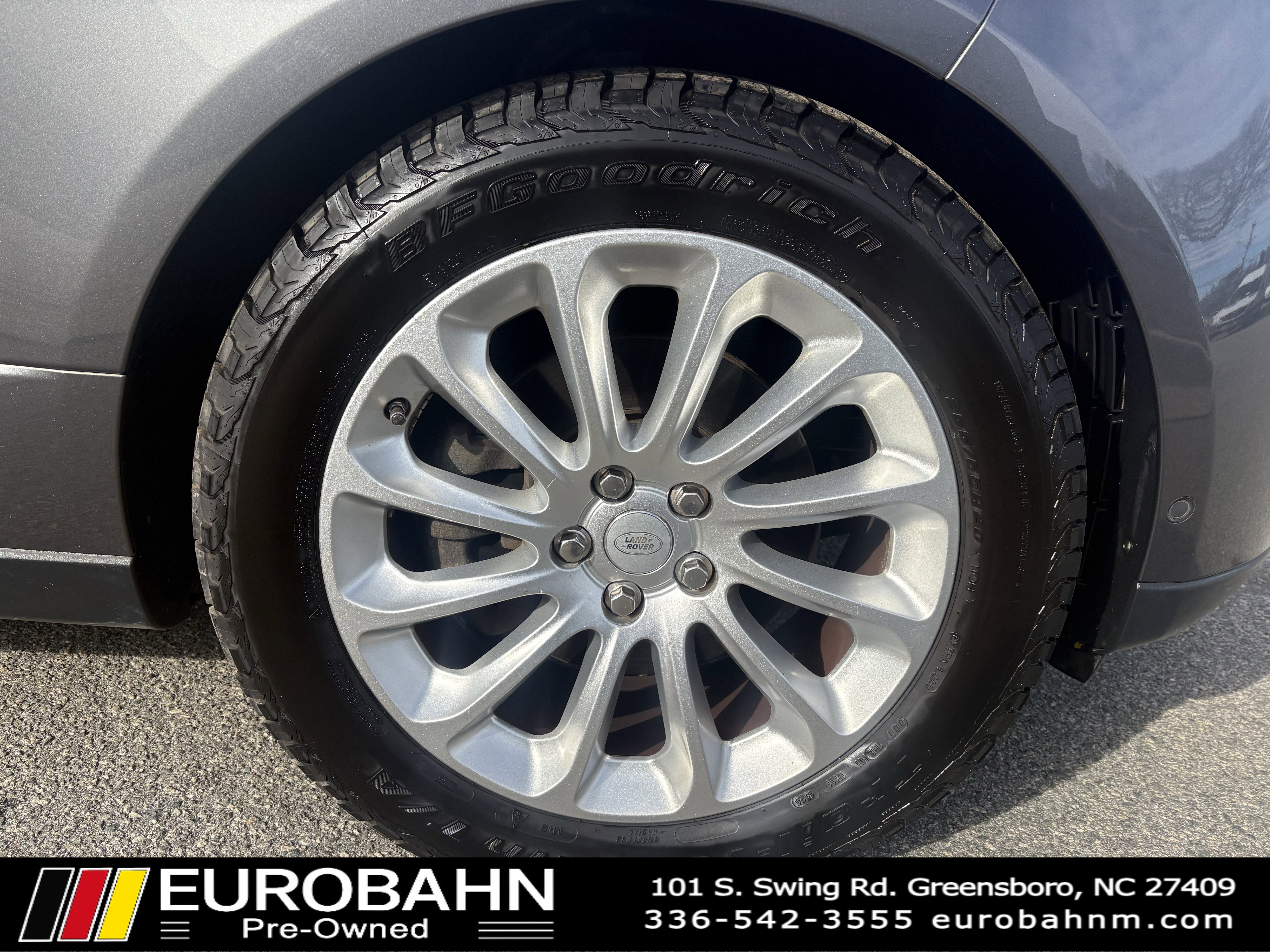 Used 2018 Land Rover Range Rover HSE image 36