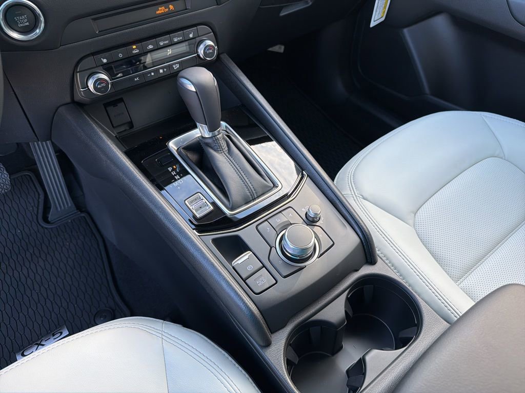New 2025 MAZDA CX-5 AWD 2.5 S w/ Preferred Package image 17