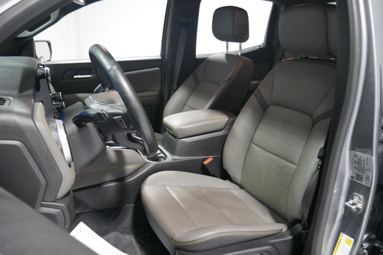 Used 2023 Chevrolet Colorado ZR2 w/ ZR2 Convenience Package III image 10