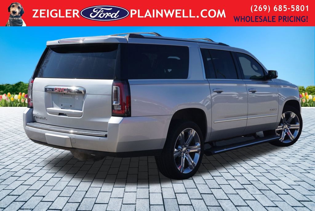 Used 2017 GMC Yukon XL Denali w/ Open Road Package AWD/4WD image 5