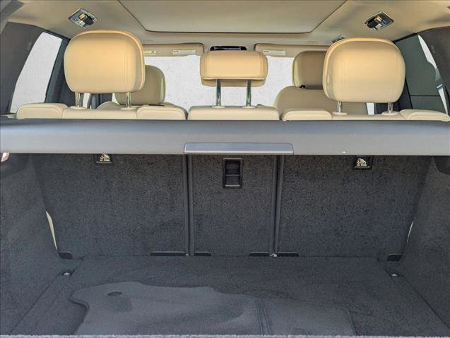 Used 2024 Land Rover Range Rover SE AWD/4WD image 6