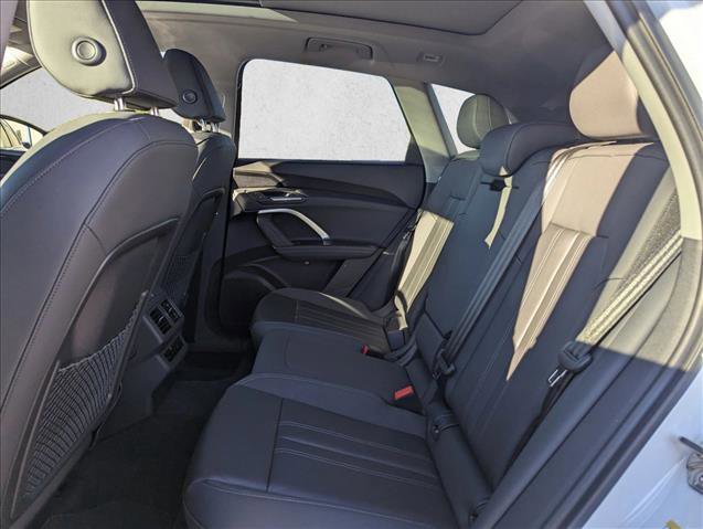 New 2025 Audi Q5 Premium image 17