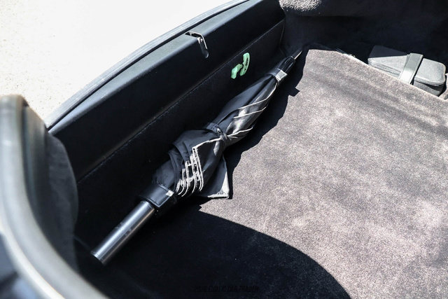 Used 2015 Aston Martin Vanquish Coupe RWD image 88