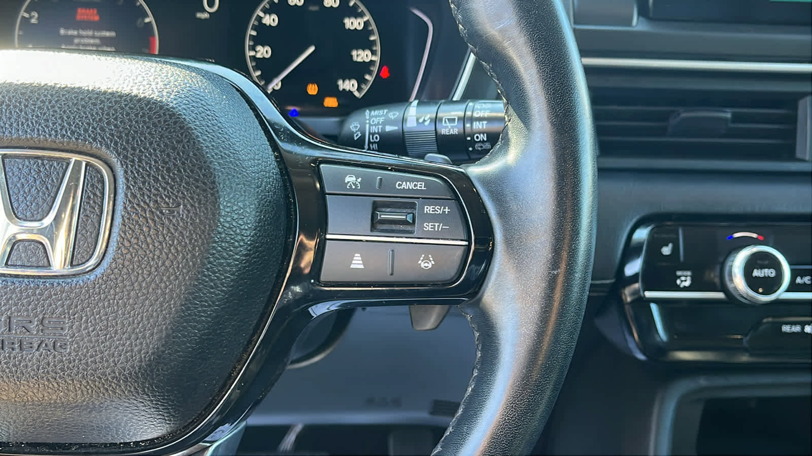 Used 2023 Honda Pilot Touring image 13