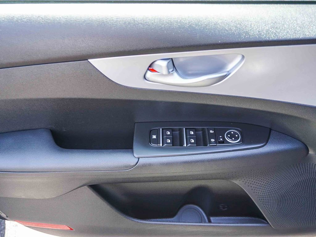 Certified 2023 Kia Forte LX FWD image 19