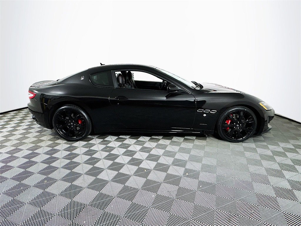 Used 2013 Maserati GranTurismo Sport image 8