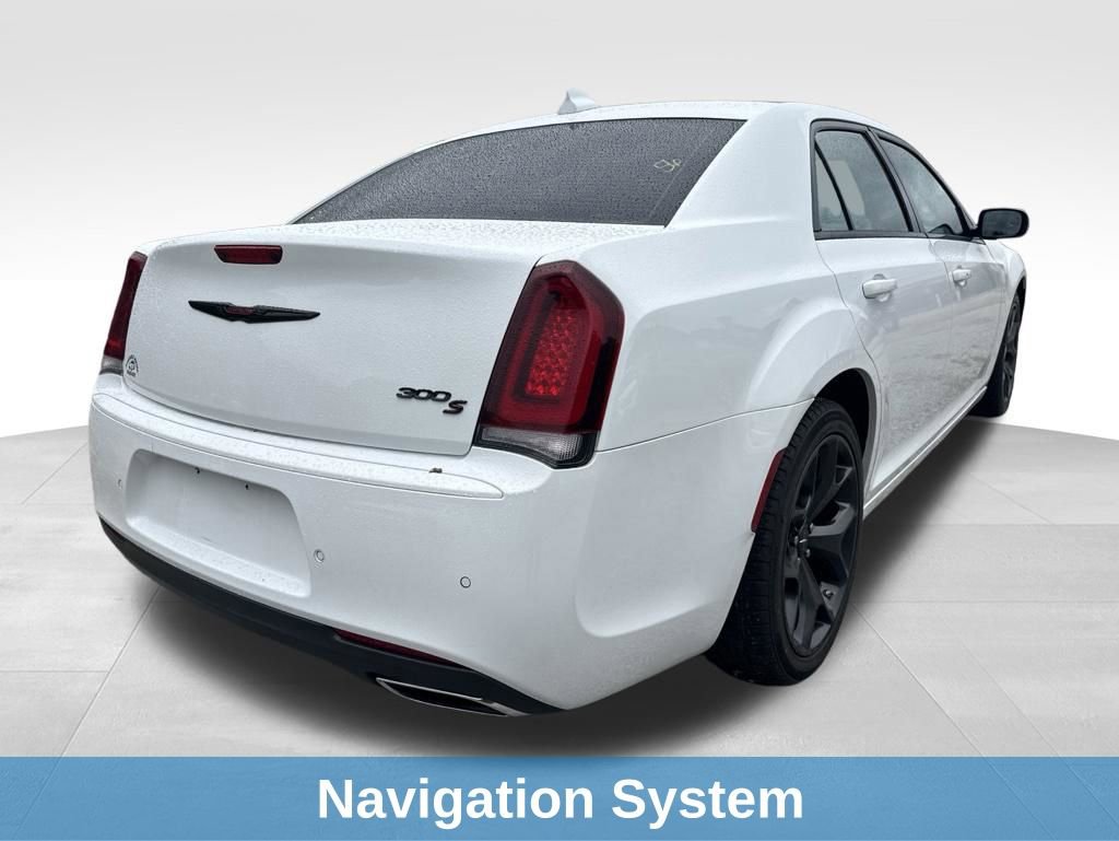 Used 2023 Chrysler 300 S RWD image 8