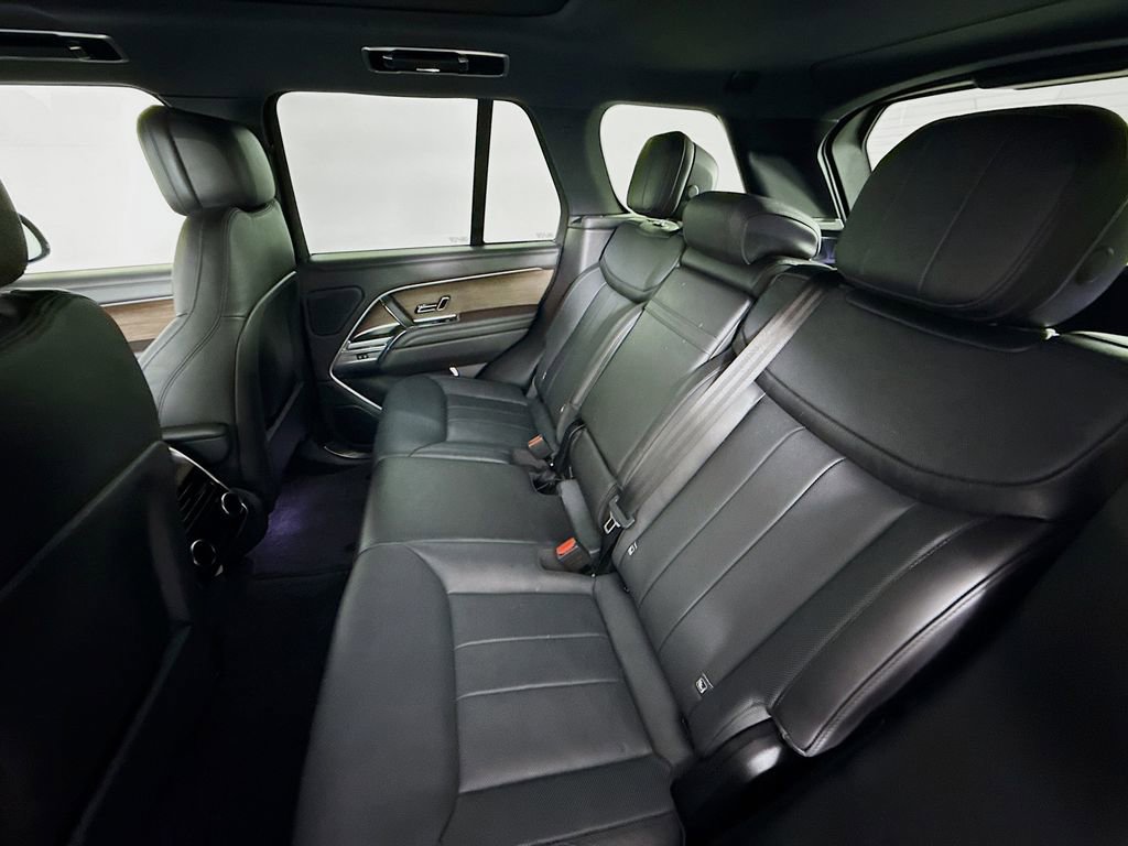 Used 2023 Land Rover Range Rover SE image 26