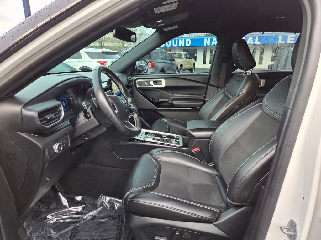 Used 2022 Ford Explorer ST w/ ST High-Performance Pack image 12