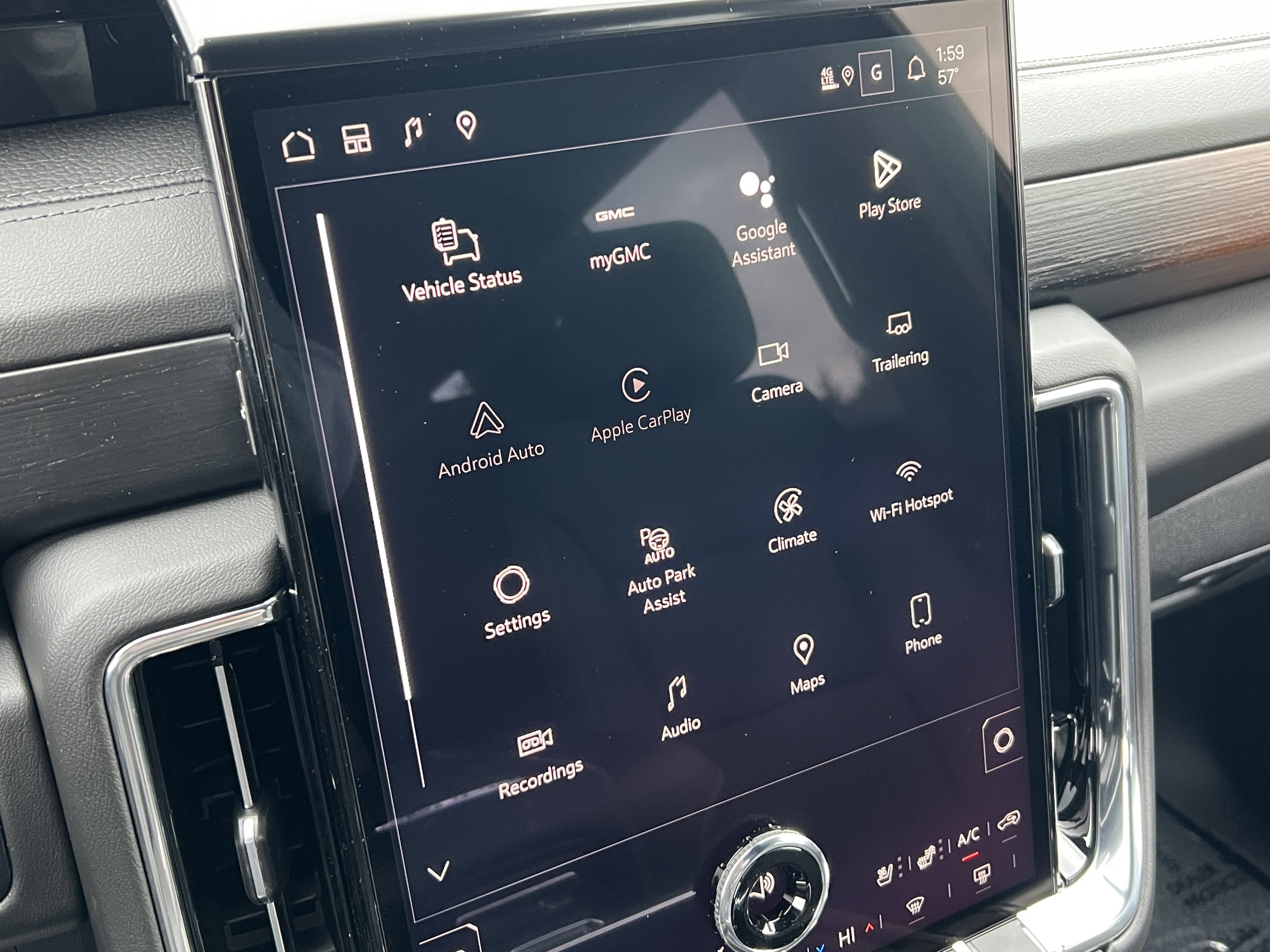 New 2026 GMC Yukon Denali w/ Sun & Power Step Package image 12