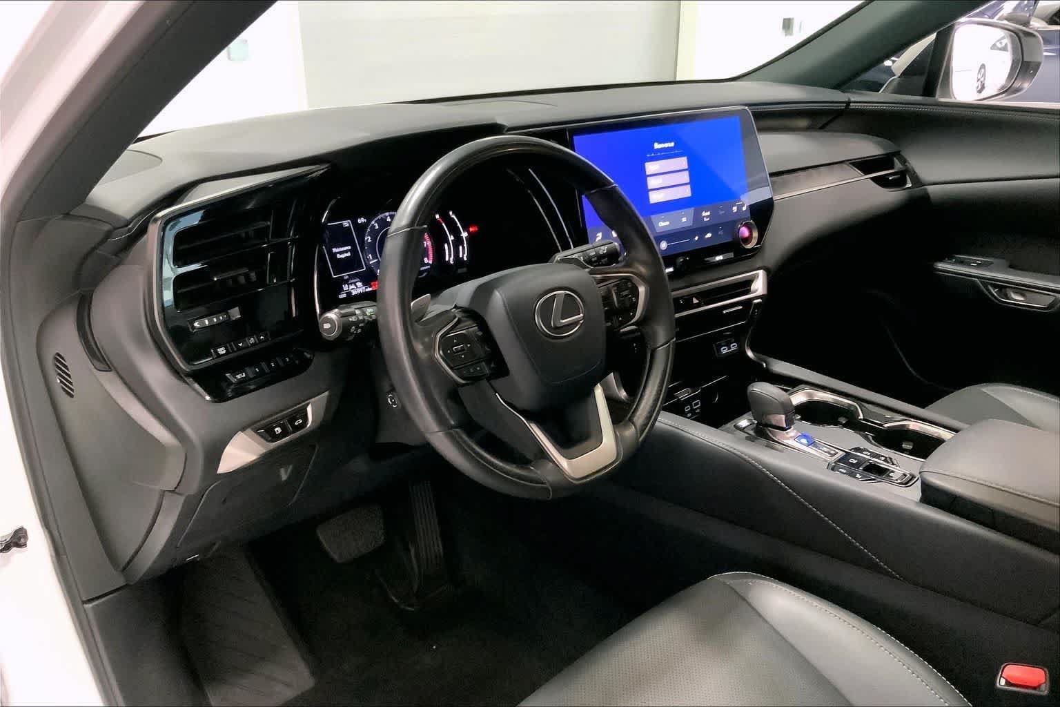Used 2024 Lexus RX 350 Premium w/ Accessory Package (Z1) AWD/4WD image 2