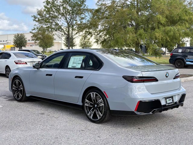 New 2026 BMW 740i w/ Premium Package RWD image 5
