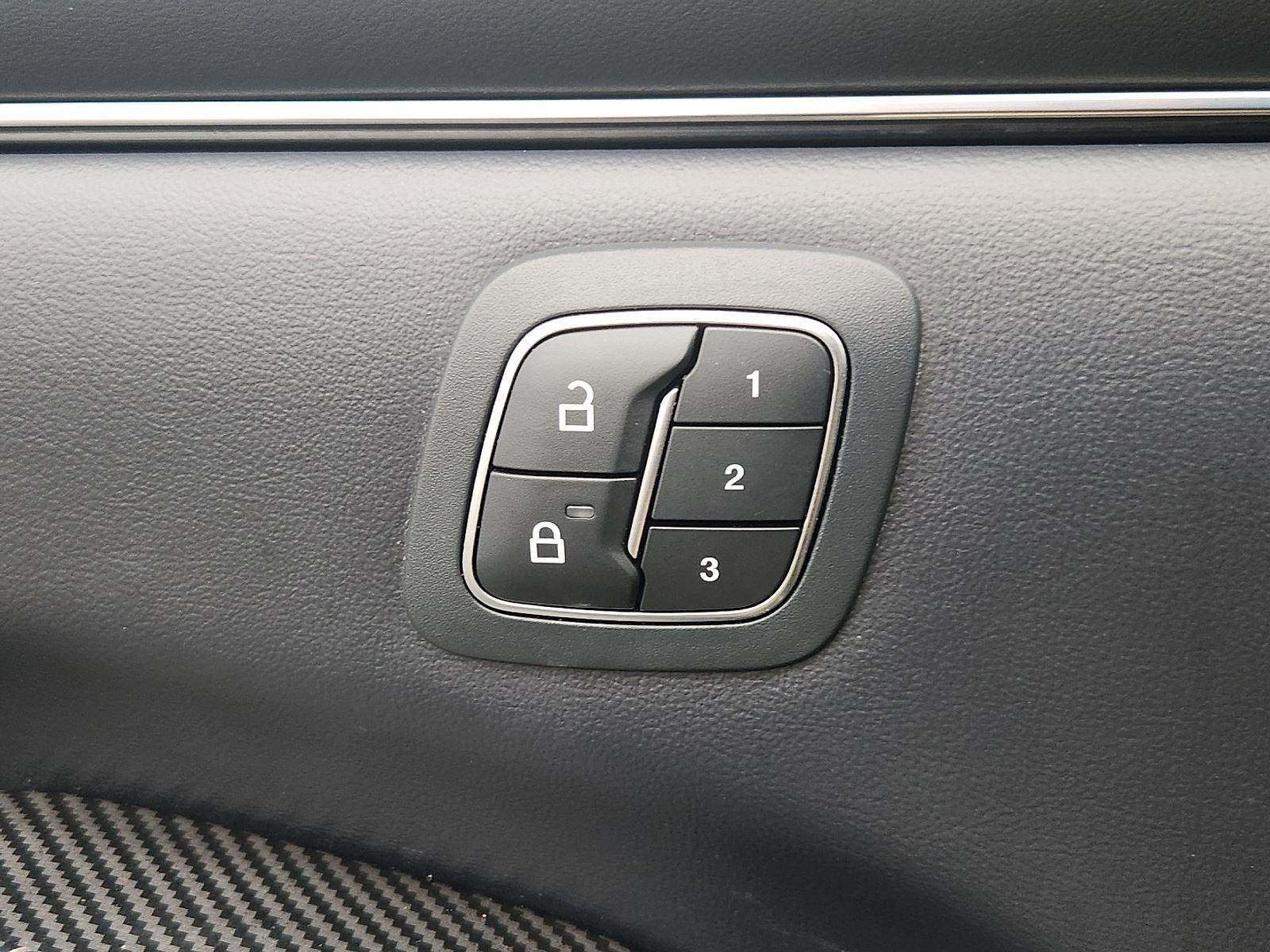 Used 2021 Ford Mustang Mach-E Premium image 27