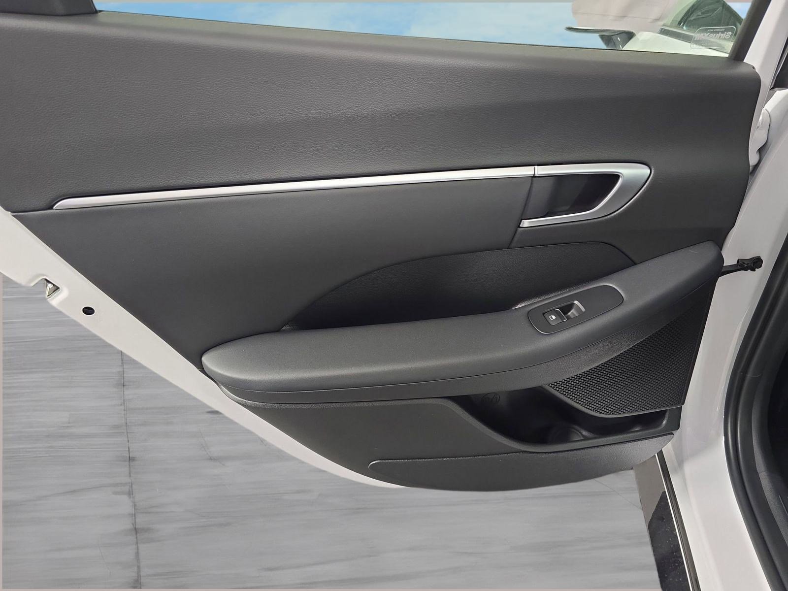 New 2025 Hyundai Sonata SEL image 10