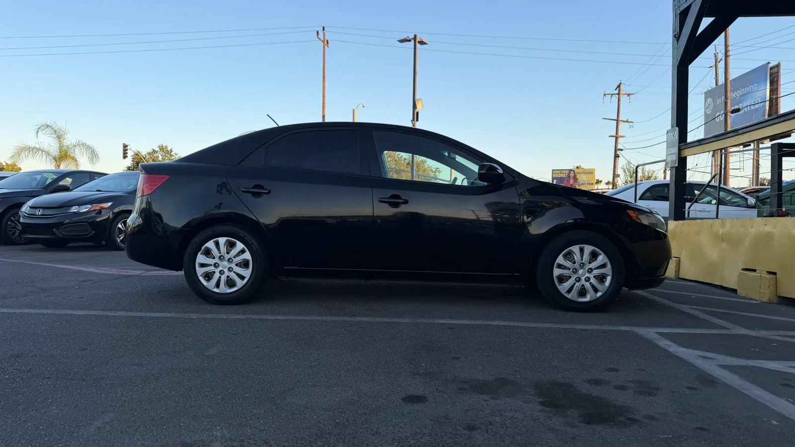Used 2011 Kia Forte EX FWD image 4