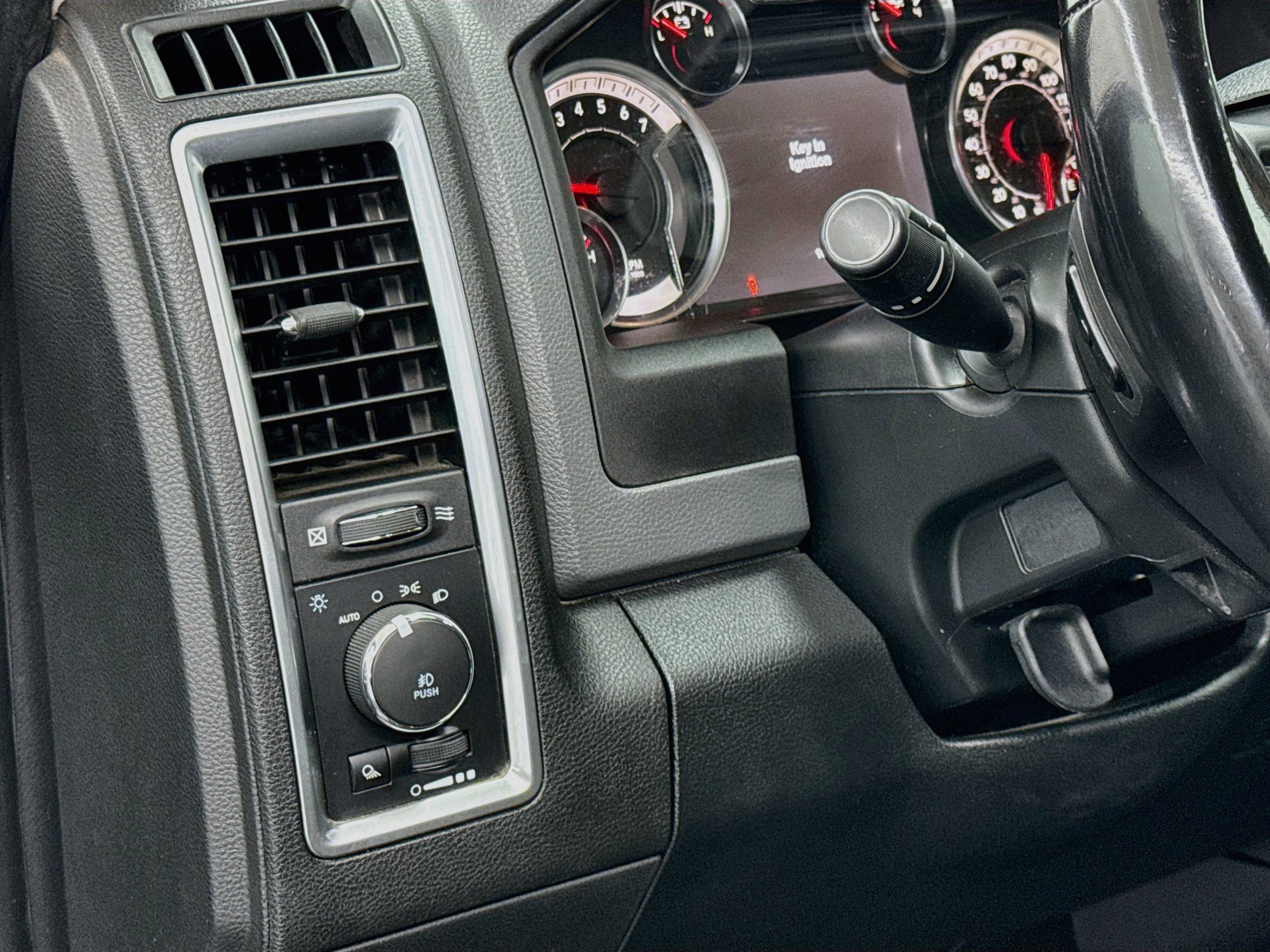 Used 2017 RAM 1500 Big Horn AWD/4WD image 16