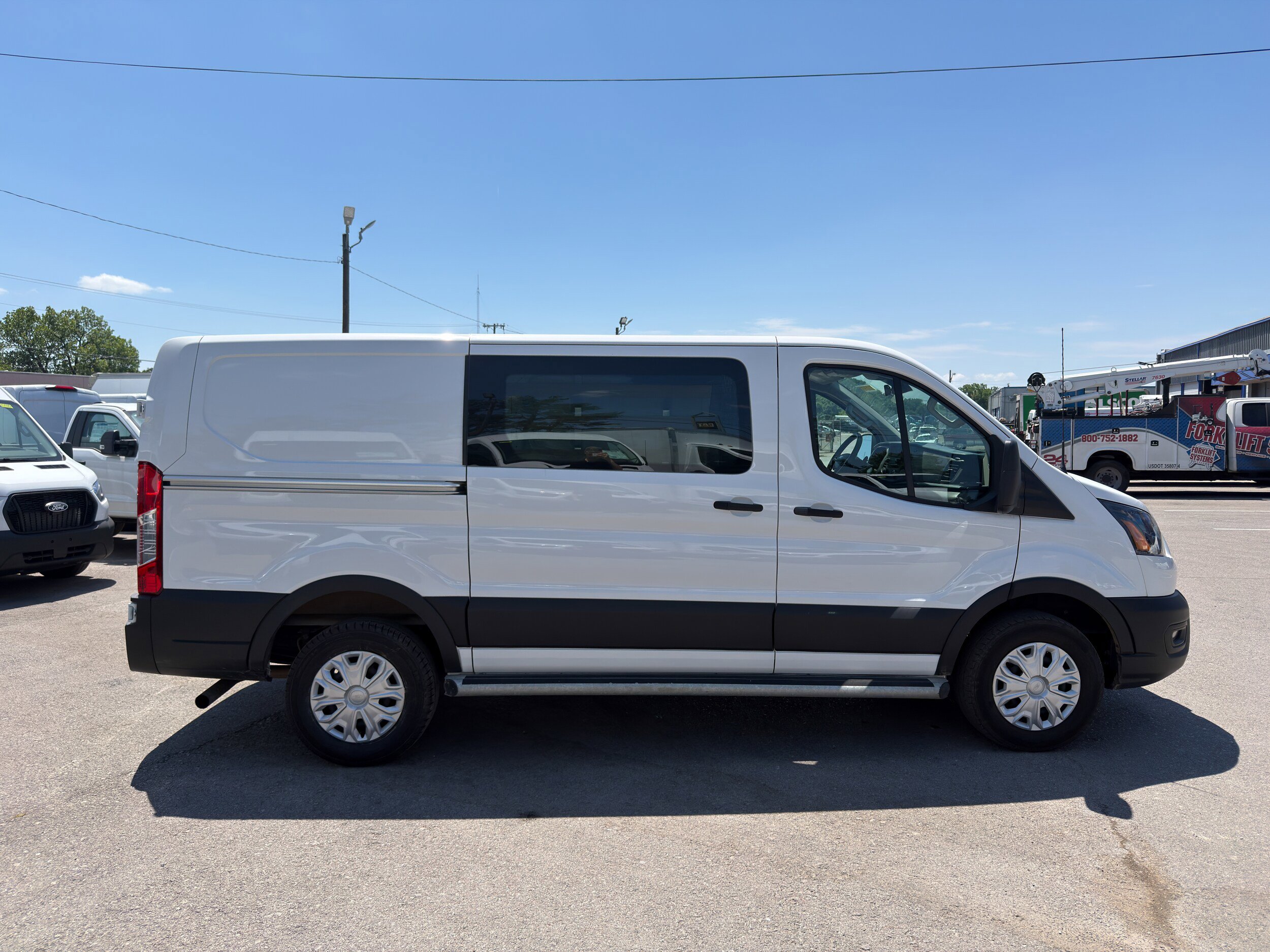 Certified 2025 Ford Transit 250 Low Roof w/ Exterior Upgrade Package RWD image 4