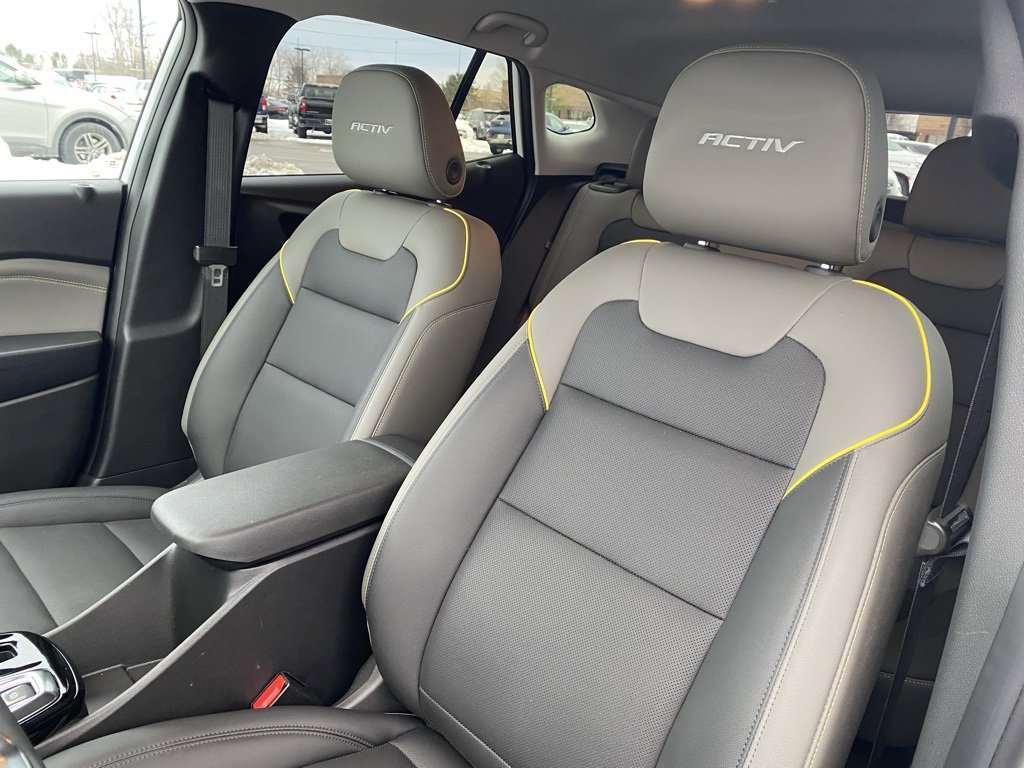 Used 2024 Chevrolet Trax ACTIV w/ Driver Confidence Package image 13