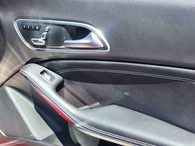 Used 2018 Mercedes-Benz CLA 250 4MATIC image 21