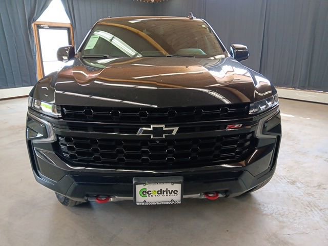 Used 2023 Chevrolet Tahoe Z71 w/ Luxury Package AWD/4WD image 2