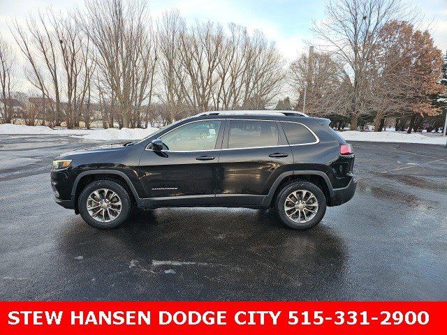 Used 2019 Jeep Cherokee Latitude Plus w/ Cold Weather Group image 1