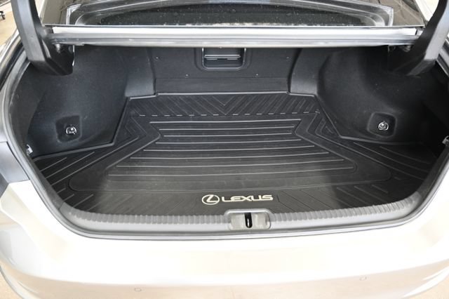 Used 2019 Lexus ES 350 w/ Accessory Package 2 FWD image 34