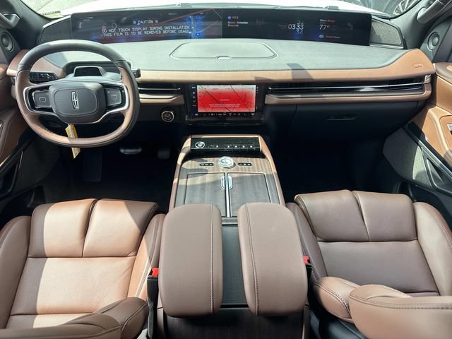 New 2026 Lincoln Navigator L Reserve AWD/4WD image 19