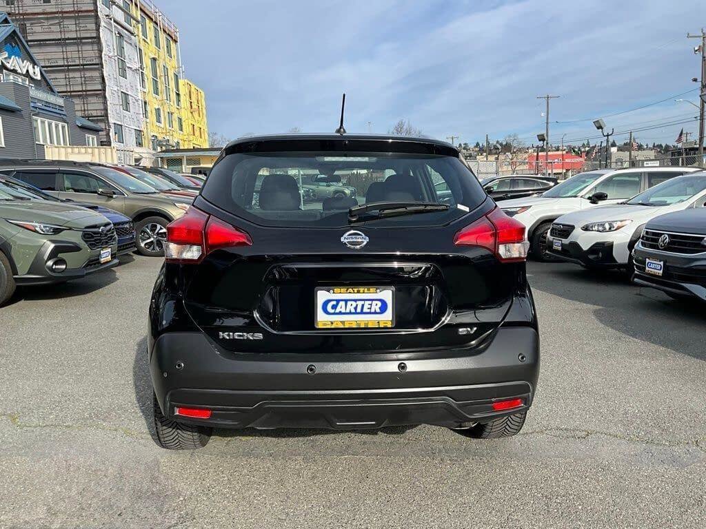 Used 2020 Nissan Kicks SV image 7