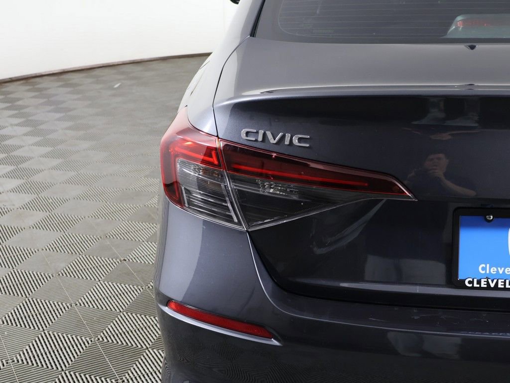 Used 2025 Honda Civic Sport image 12