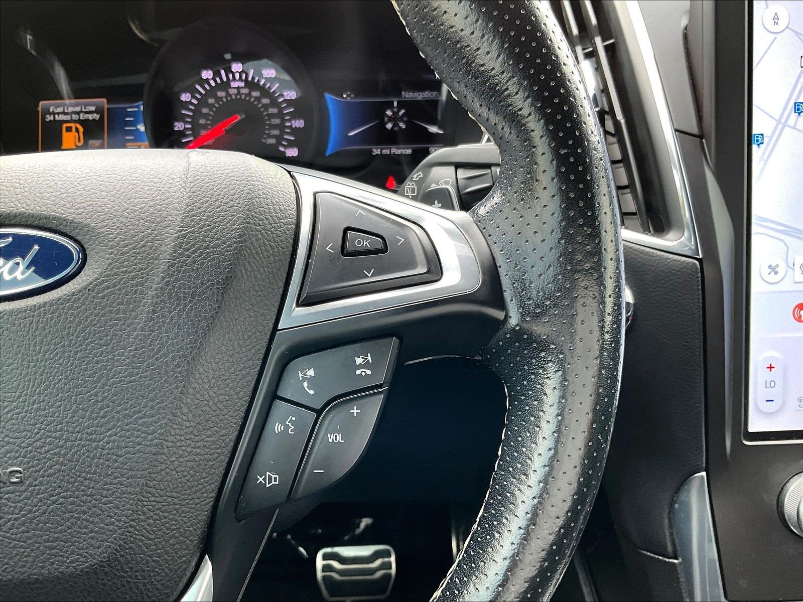 Used 2021 Ford Edge ST w/ Equipment Group 401A AWD/4WD image 15