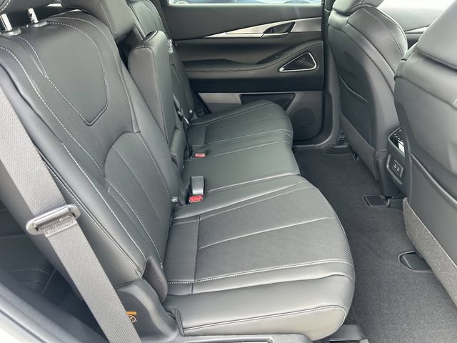New 2027 INFINITI QX60 Luxe w/ Cargo Package FWD image 15