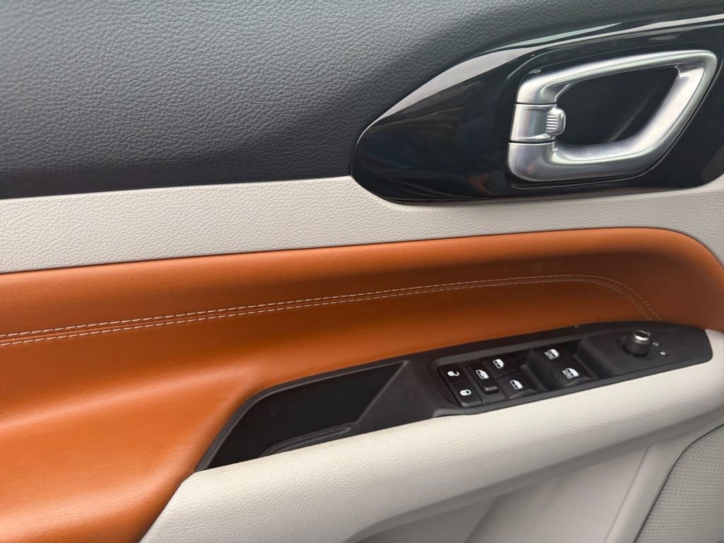 Used 2024 Jeep Compass Limited image 28