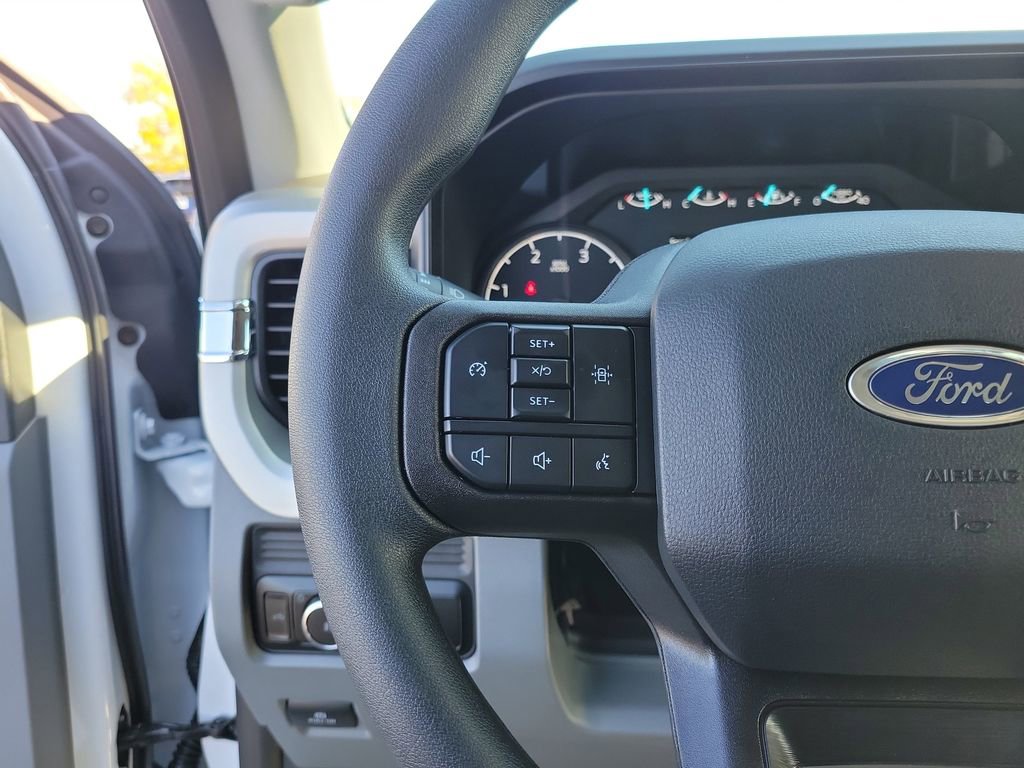 New 2026 Ford F350 XL w/ XL Chrome Package image 24
