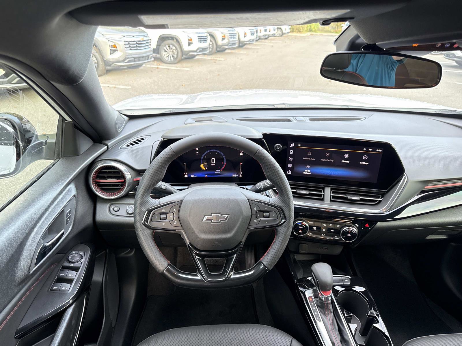 New 2026 Chevrolet Trax RS w/ Sunroof Package image 13