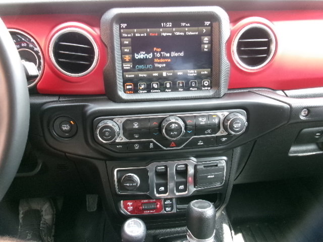 Used 2022 Jeep Wrangler Rubicon image 21