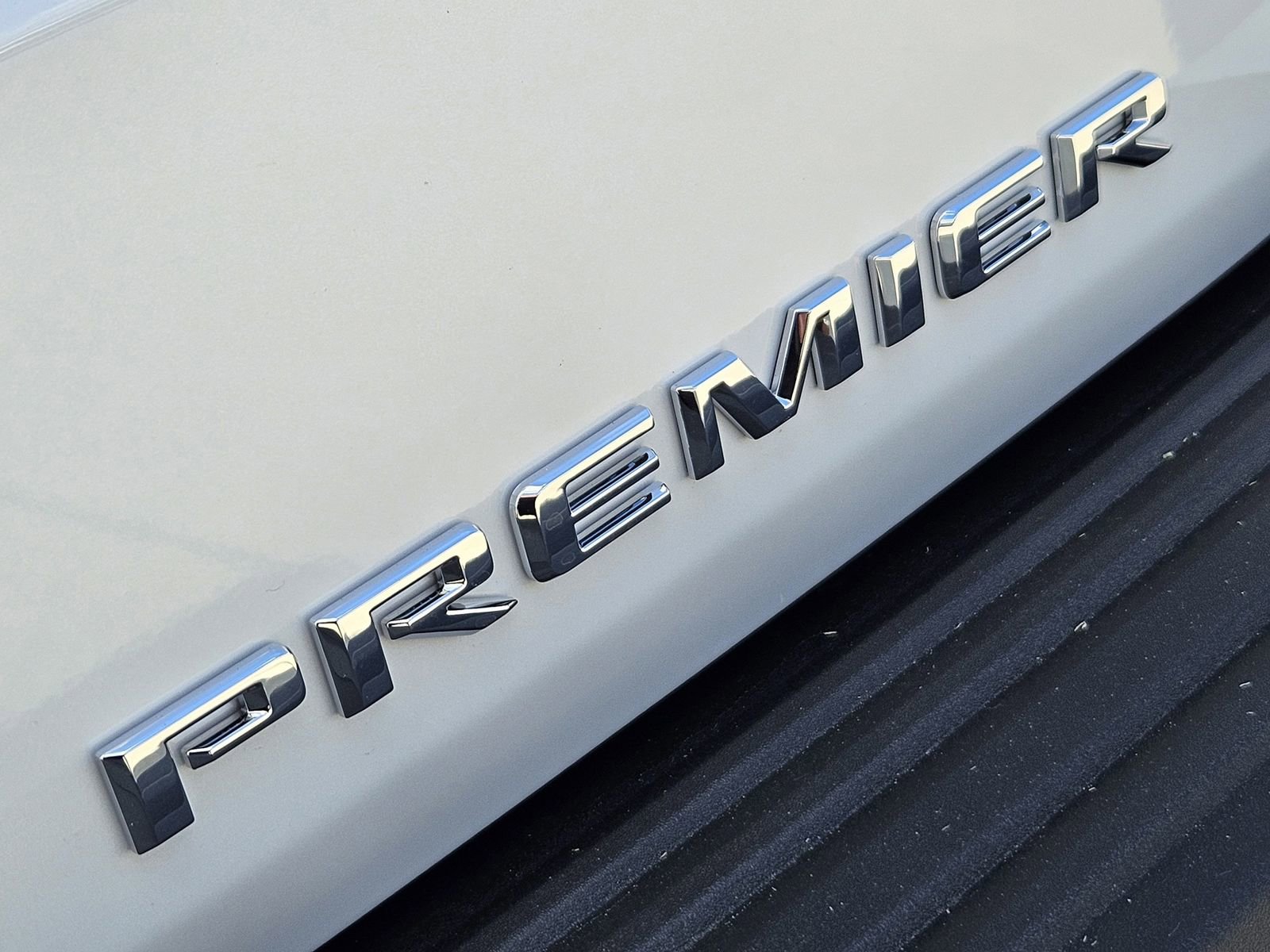 New 2026 Chevrolet Suburban Premier w/ Sun And Tow Package image 16