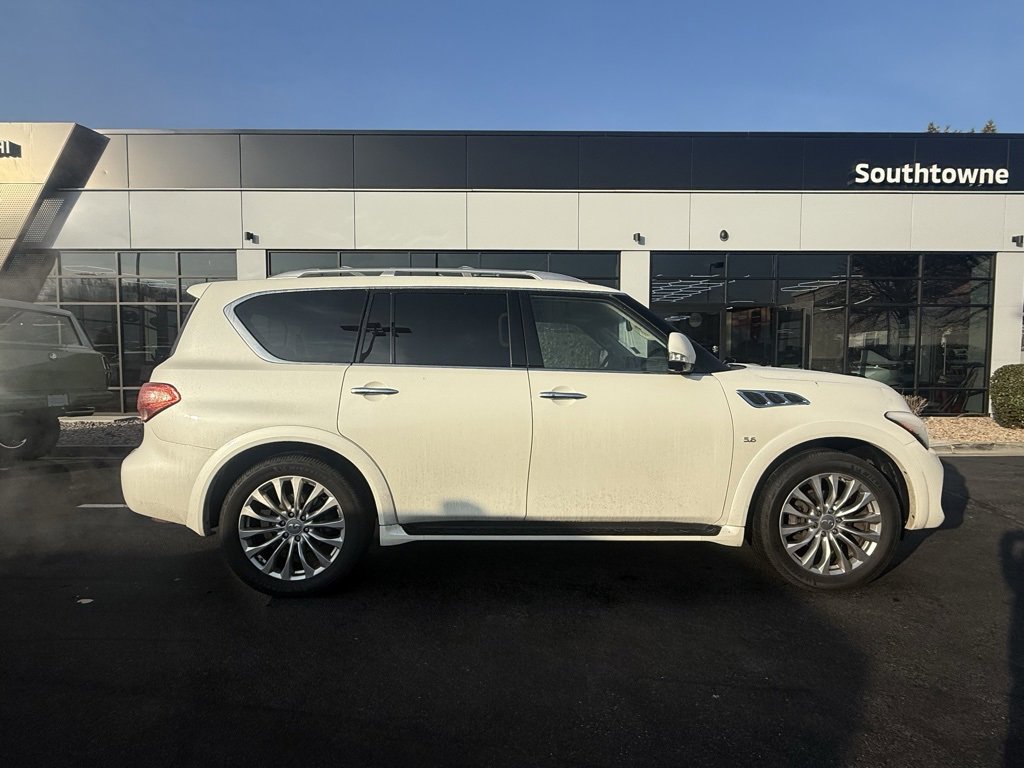 Used 2016 INFINITI QX80 Luxe w/ 22" Wheel Package image 8