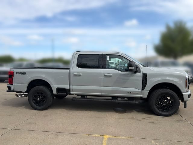 New 2026 Ford F250 Lariat w/ Black Appearance Package AWD/4WD image 4