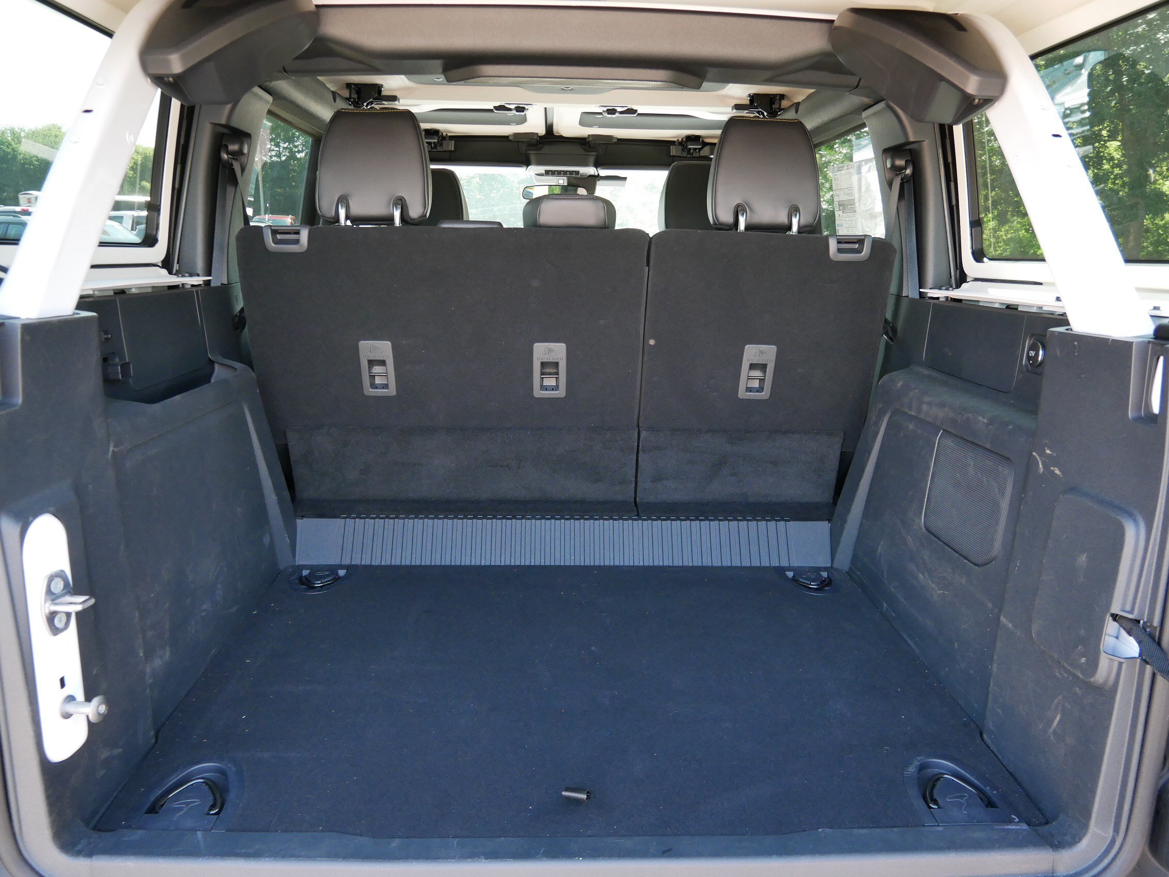 Used 2026 Ford Bronco Badlands AWD/4WD image 18