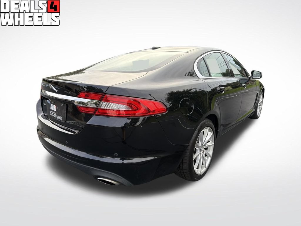 Used 2012 Jaguar XF RWD image 5